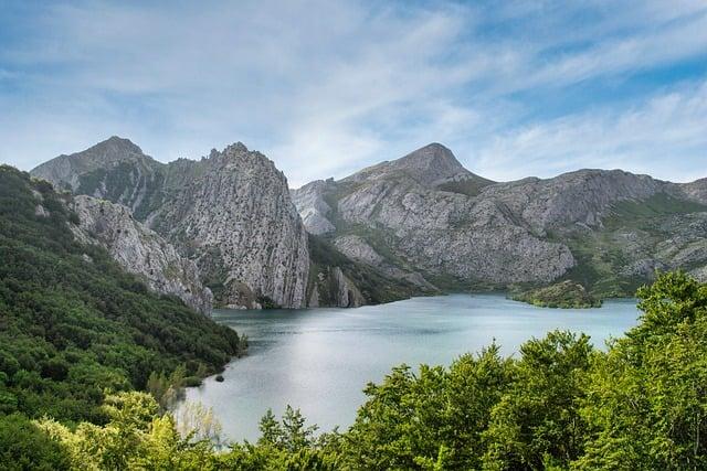 Guía completa de pronombres lo, la, le en español