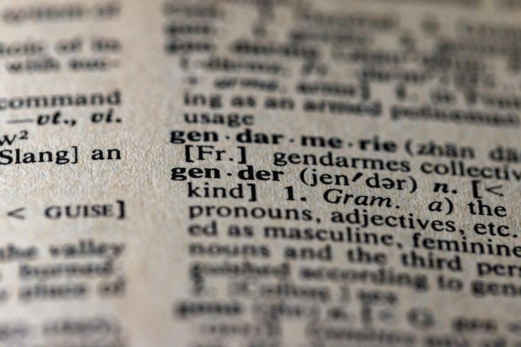 Guía completa de pronombres: lo, la, le en español para ELE