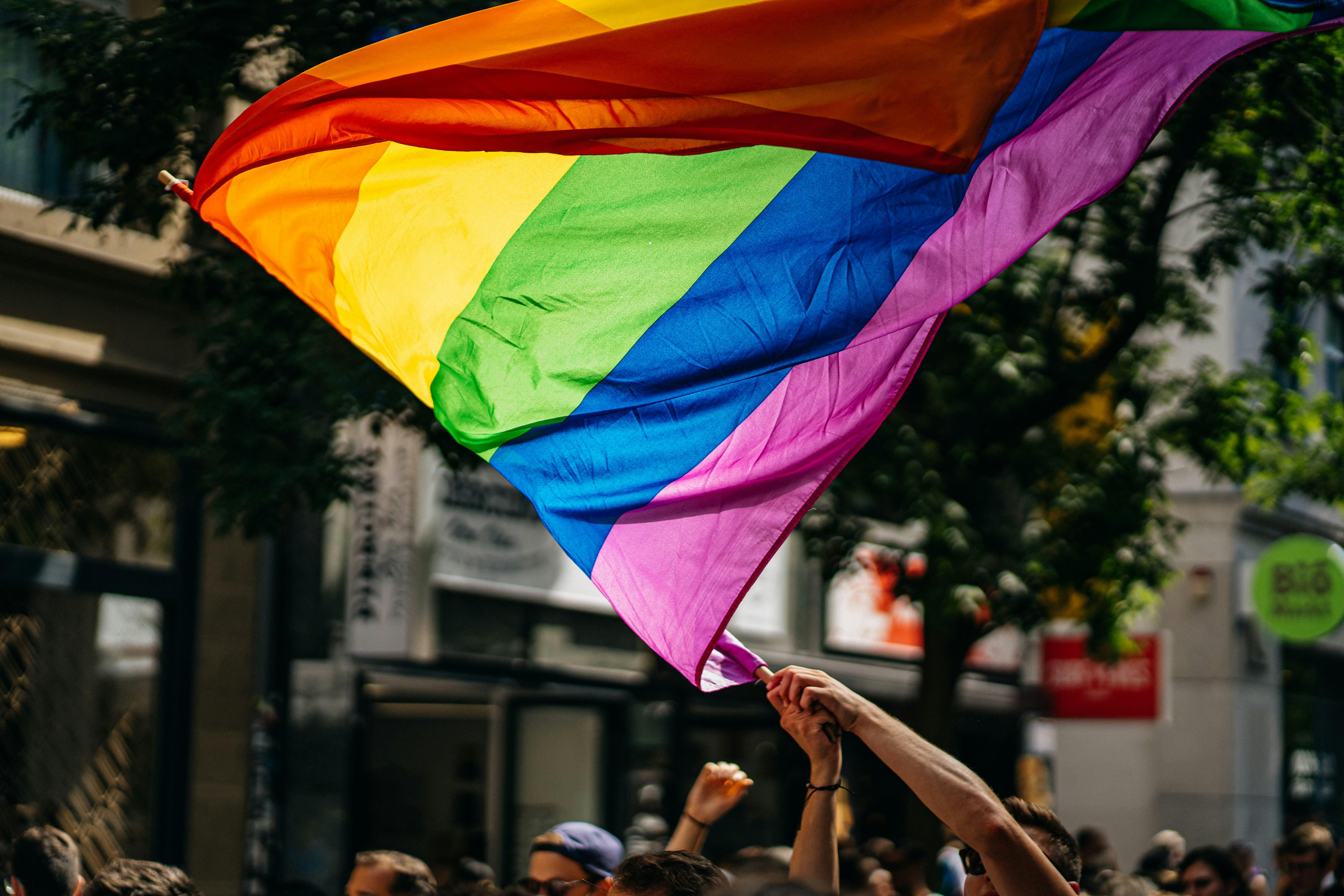 Guía completa de pronombres lo, la, le en español: uso y ejemplos 5 Errores comunes al usar los pronombres lo, la, le y cómo corregirlos