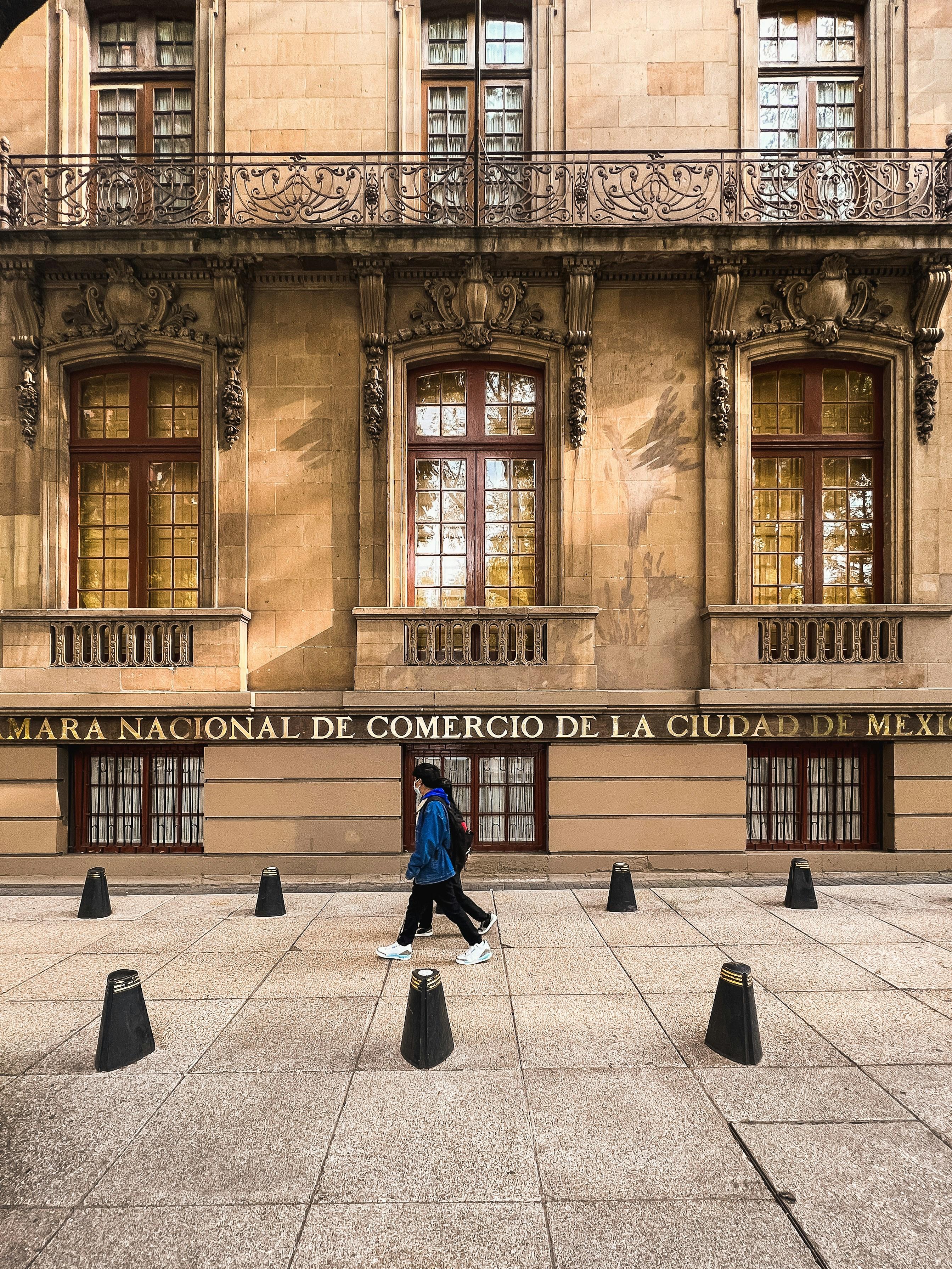 Consejos para mejorar la comprensión auditiva del español coloquial